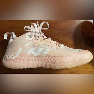 James Harden Vol.5 Futurenatural Icey pink, size 9M
